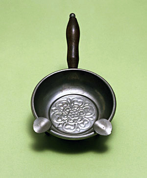 フライパン造形金属製灰皿