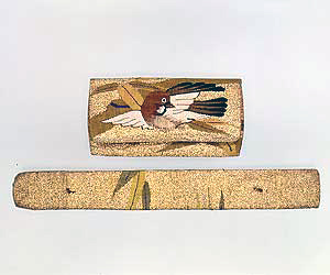 金つづれ錦竹に雀模様利休形懐中たばこ入れ