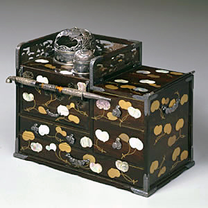 葵散したばこ盆