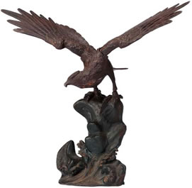 鉄製大鷹飛翔図置物