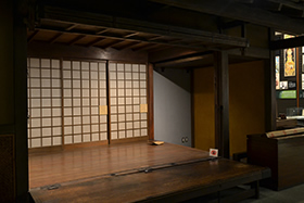 空の店舗となった「江戸時代のたばこ屋さん」。