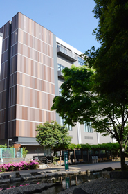 大横川親水公園側からみたたば塩。